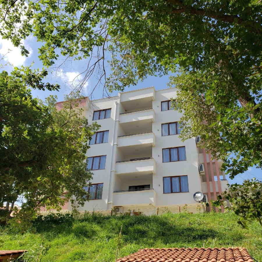 Green Hill Apartments ウルツィニ エクステリア 写真