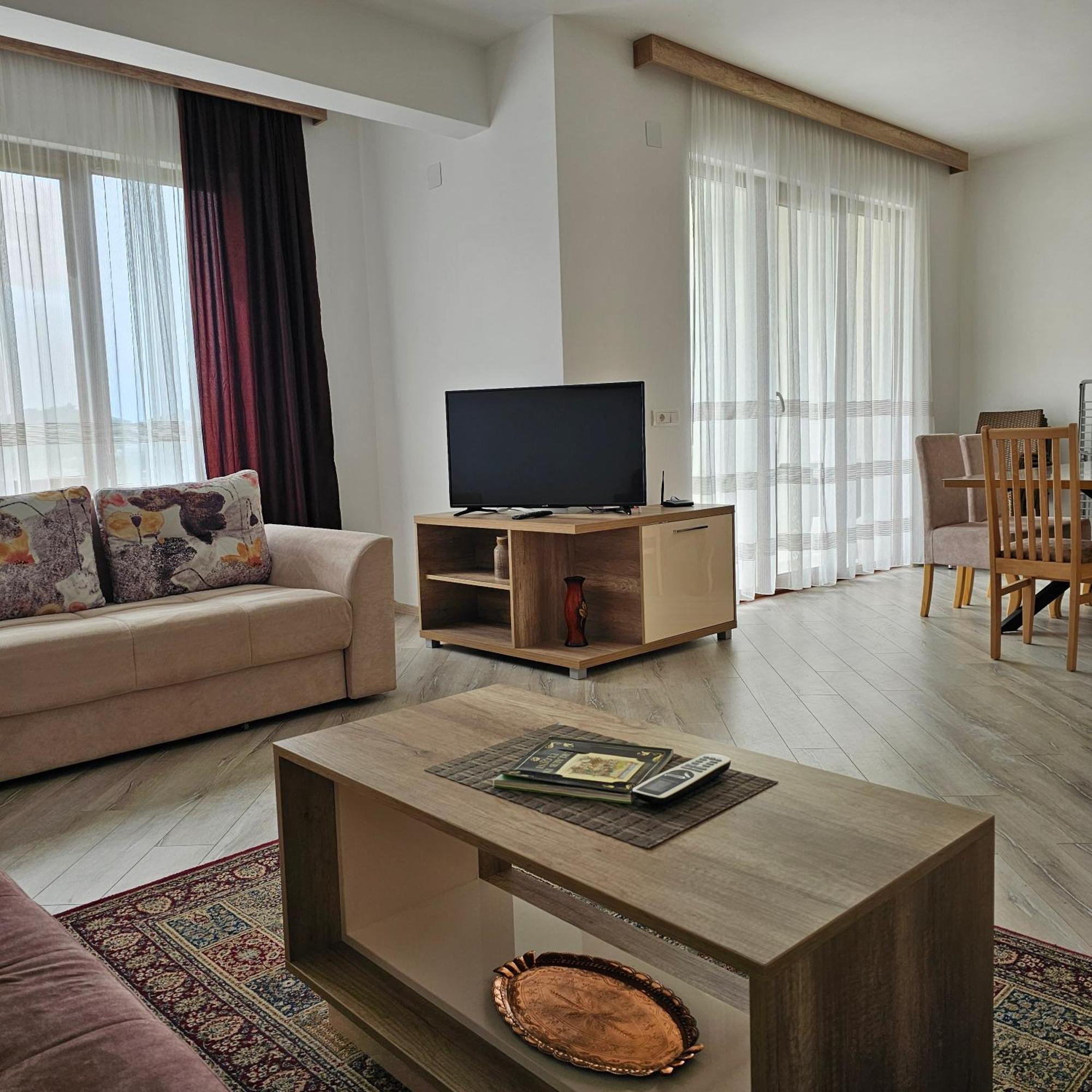 Green Hill Apartments ウルツィニ 部屋 写真